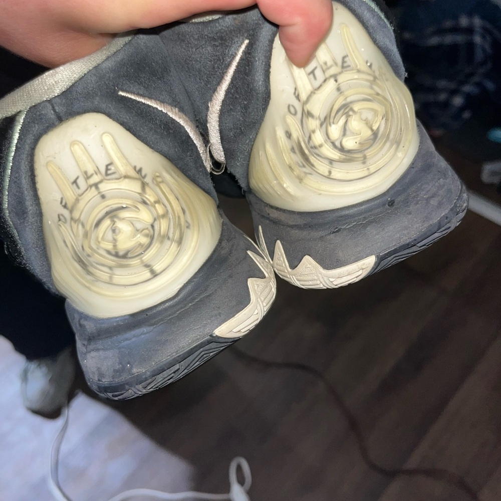 Nike Kids' Black and Cream Sneakers - Picture 3 of 3